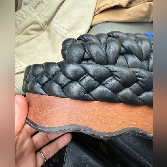 Chloe Wavy Braided Leather Platform Sandals - Picture 4 of 5
